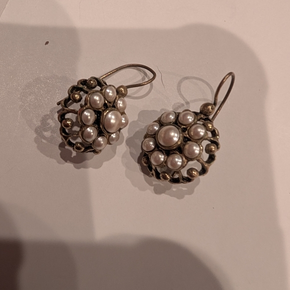 Pearl Cluster Drop Earrings in Gold-Tone - Picture 2 of 3